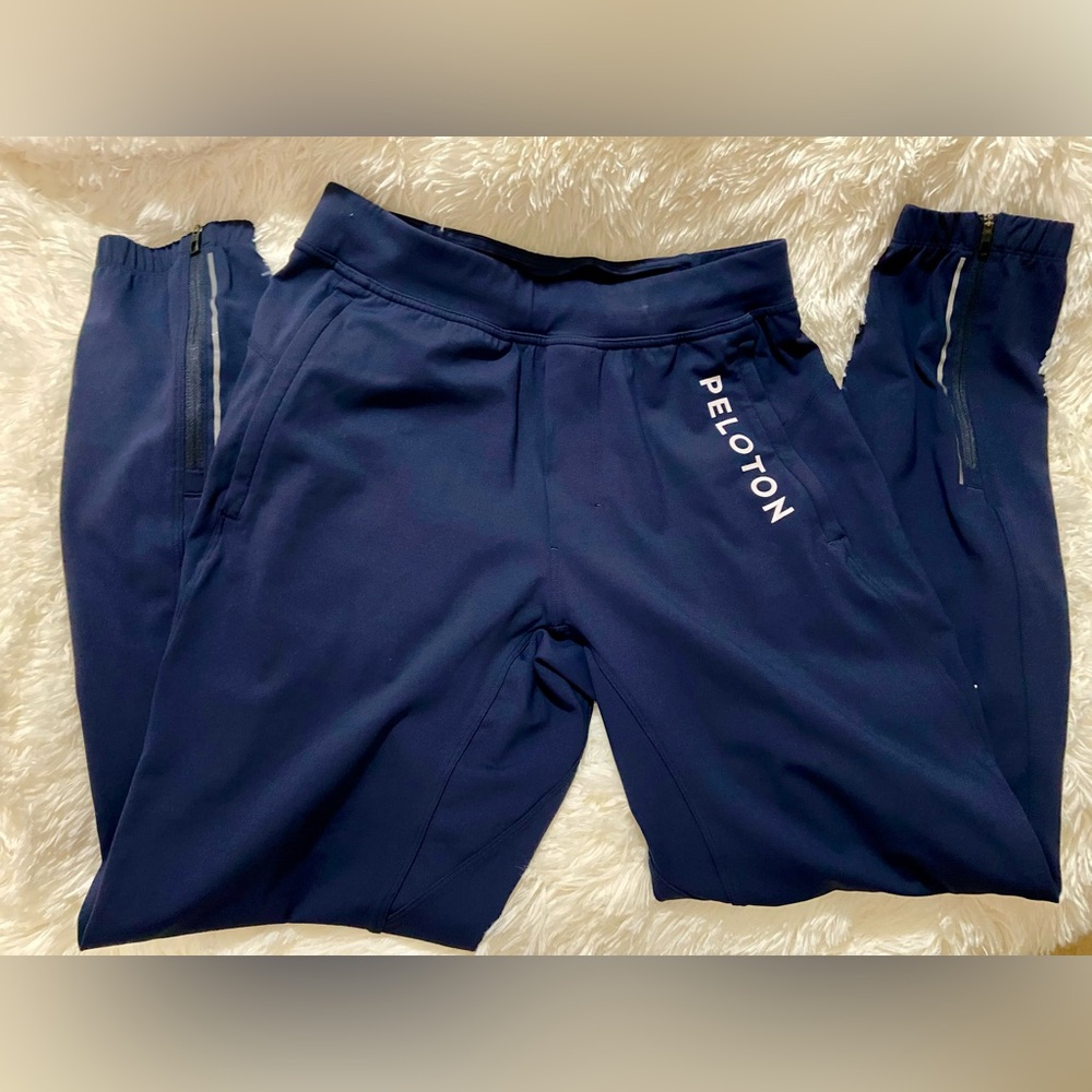 Peloton - LuluLemon Navy Blue Men's Joggers